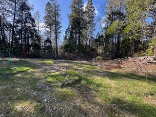254 Burch Drive, Cave Junction, OR 97523