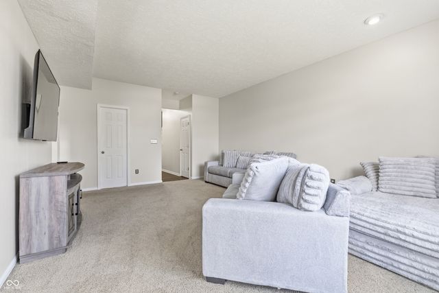 7022 Forrester Lane, Indianapolis, IN 46217