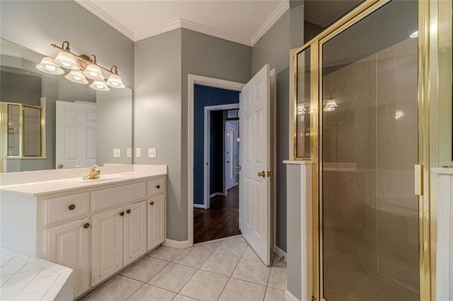 395 Amberbrook Circle, Grayson, GA 30017