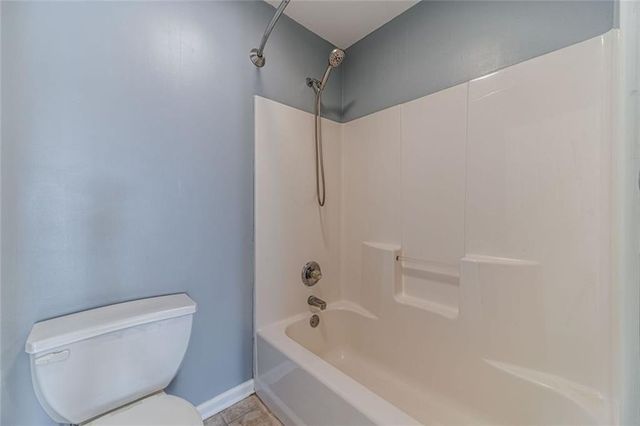 395 Amberbrook Circle, Grayson, GA 30017