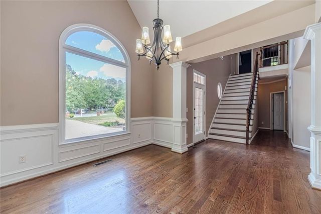 395 Amberbrook Circle, Grayson, GA 30017