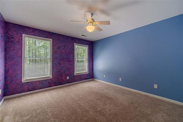 395 Amberbrook Circle, Grayson, GA 30017