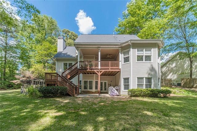 395 Amberbrook Circle, Grayson, GA 30017