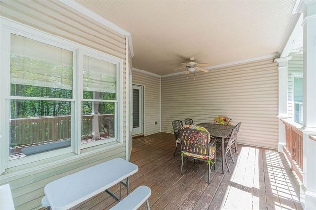 395 Amberbrook Circle, Grayson, GA 30017