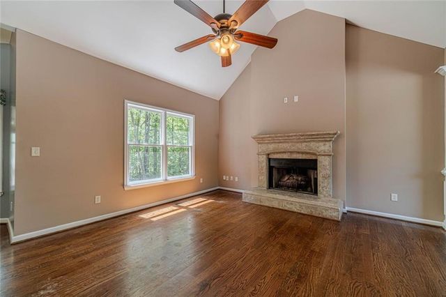 395 Amberbrook Circle, Grayson, GA 30017