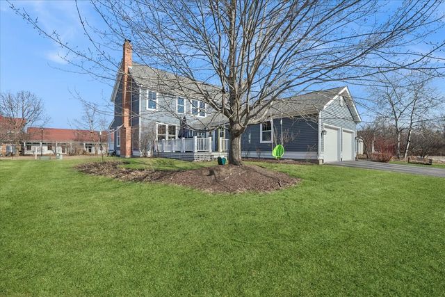 1571 Amos Bennett Street, Grayslake, IL 60030