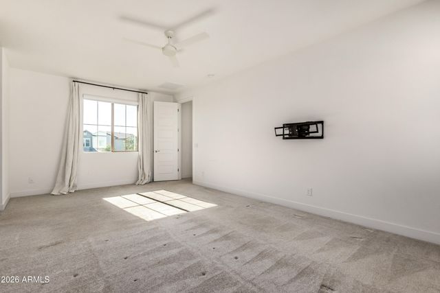 2042 W Lariat Lane, Phoenix, AZ 85085