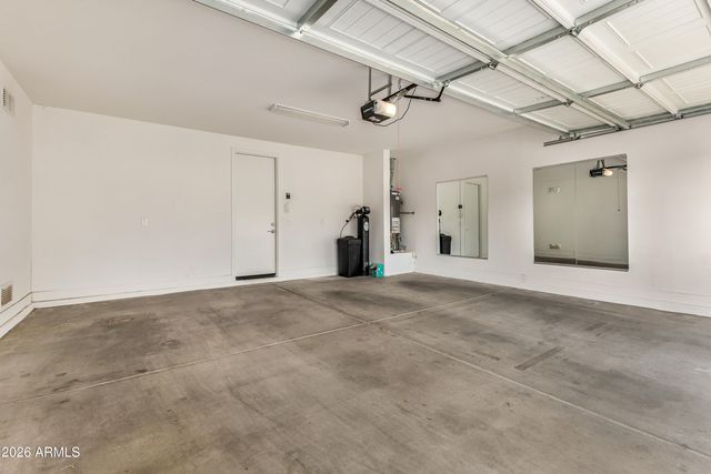 2042 W Lariat Lane, Phoenix, AZ 85085