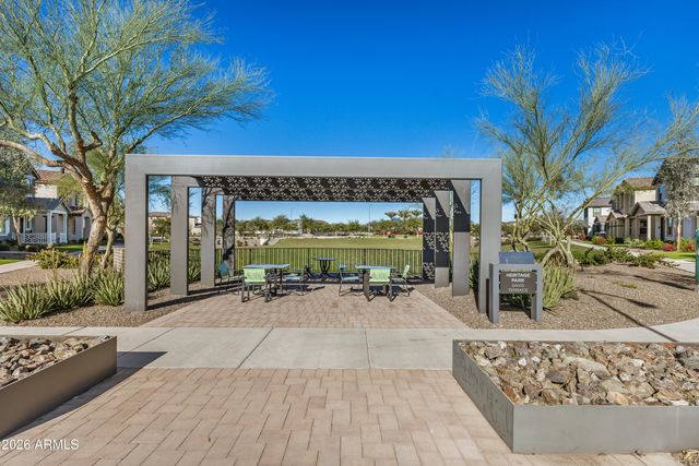 2042 W Lariat Lane, Phoenix, AZ 85085