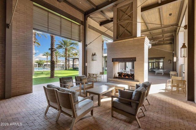 2042 W Lariat Lane, Phoenix, AZ 85085