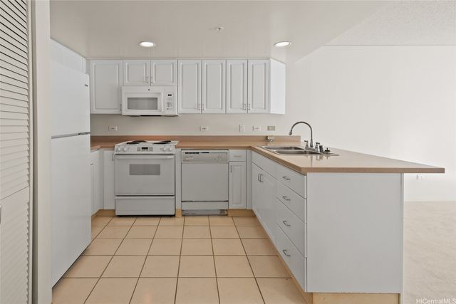 1314 Kalakaua Avenue 908, Honolulu, HI 96826