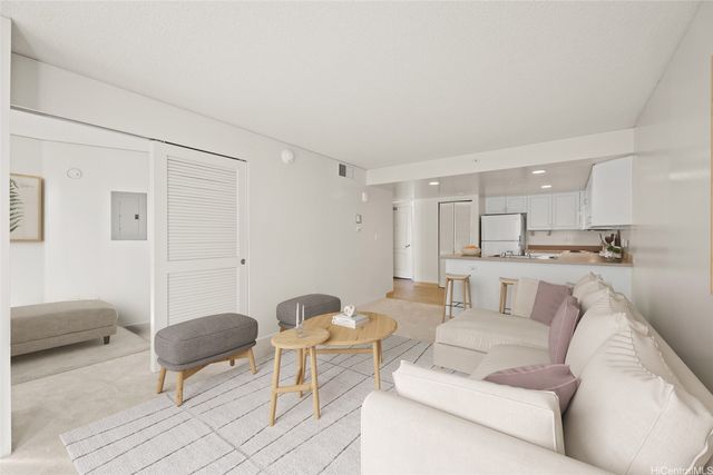 1314 Kalakaua Avenue 908, Honolulu, HI 96826