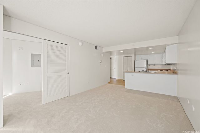 1314 Kalakaua Avenue 908, Honolulu, HI 96826