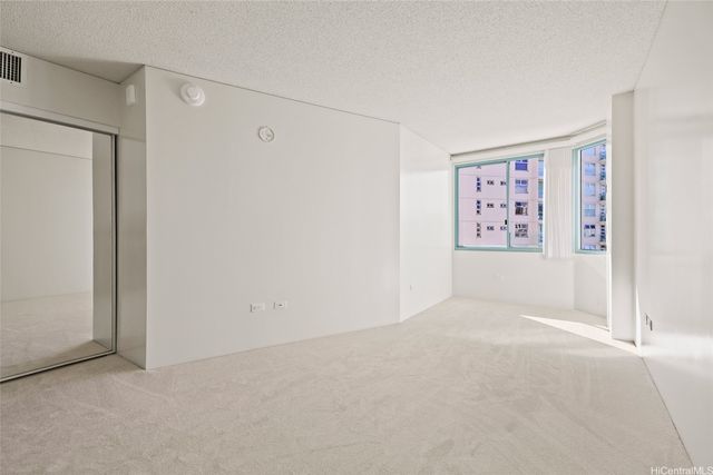 1314 Kalakaua Avenue 908, Honolulu, HI 96826