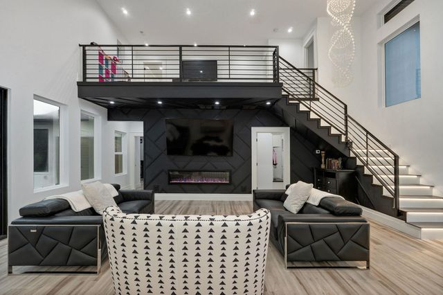 4744 Pine Haven Road, Nixa, MO 65714