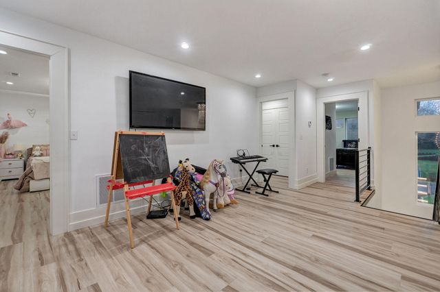 4744 Pine Haven Road, Nixa, MO 65714