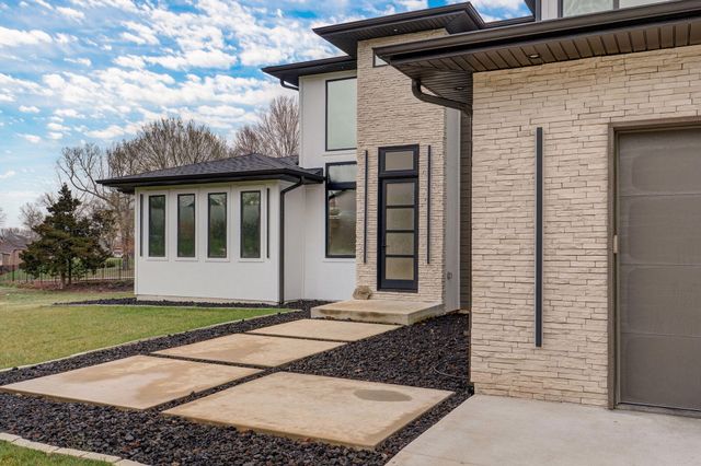 4744 Pine Haven Road, Nixa, MO 65714