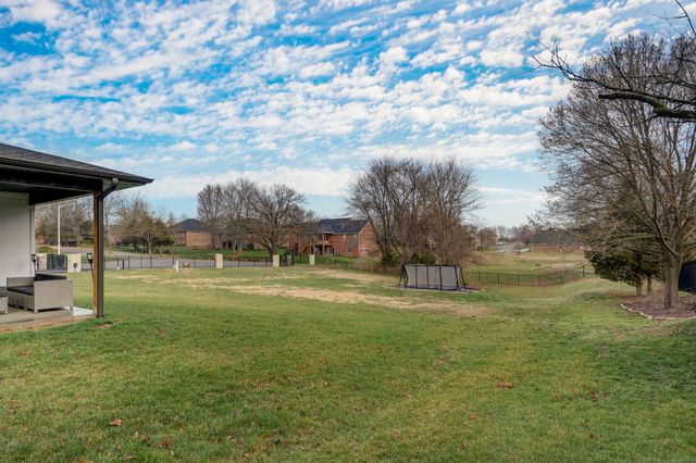 4744 Pine Haven Road, Nixa, MO 65714