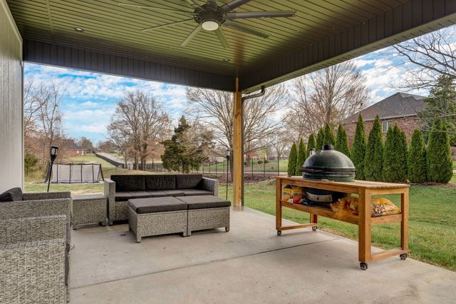 4744 Pine Haven Road, Nixa, MO 65714