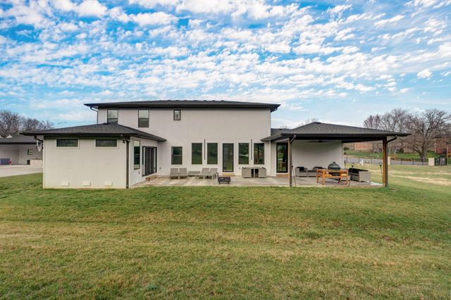 4744 Pine Haven Road, Nixa, MO 65714