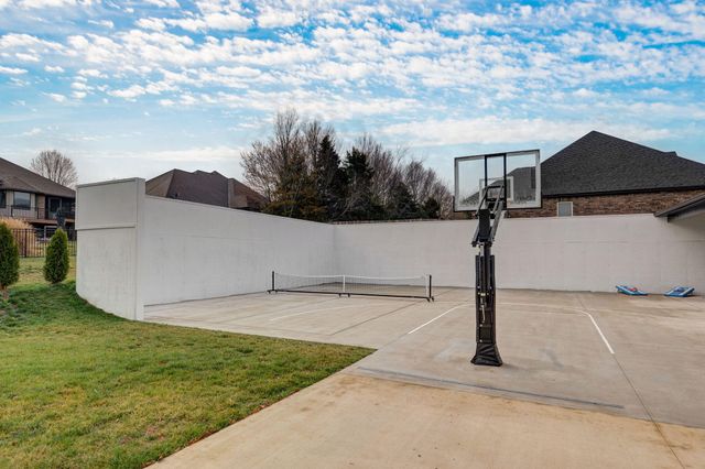 4744 Pine Haven Road, Nixa, MO 65714