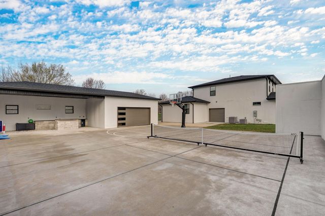 4744 Pine Haven Road, Nixa, MO 65714