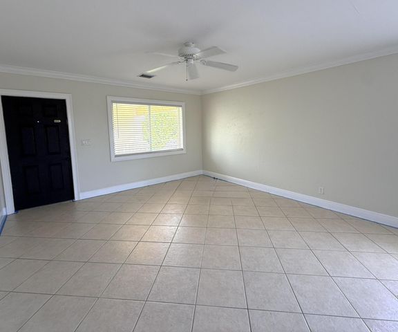 735 Hummingbird Way 201, North Palm Beach, FL 33408