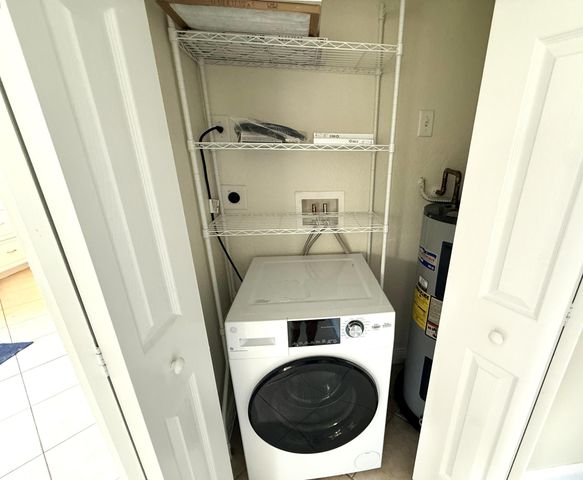 735 Hummingbird Way 201, North Palm Beach, FL 33408
