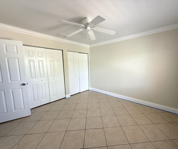 735 Hummingbird Way 201, North Palm Beach, FL 33408