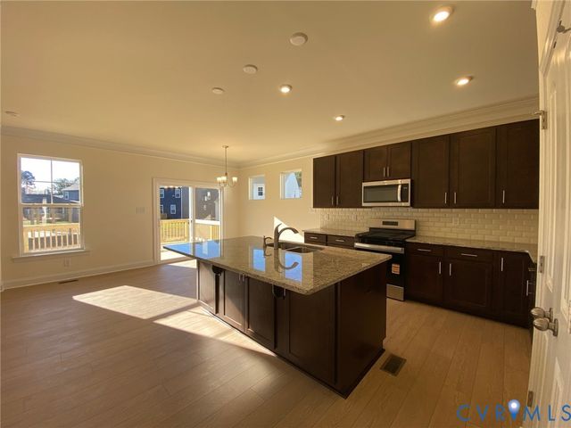 2509 Forget Me Not Ln, Glen Allen, VA 23060