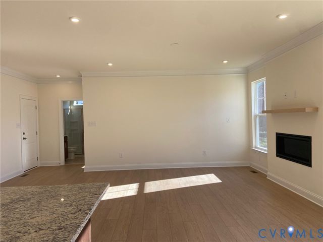 2509 Forget Me Not Ln, Glen Allen, VA 23060