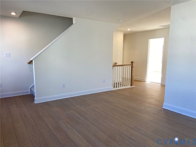 2509 Forget Me Not Ln, Glen Allen, VA 23060