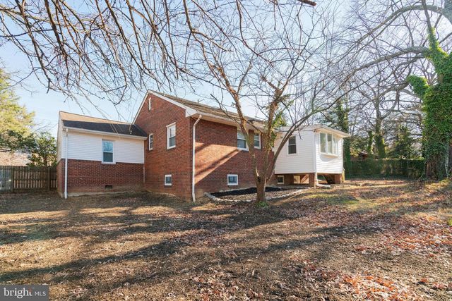 5207 WHEELER RD, Oxon Hill, MD 20745