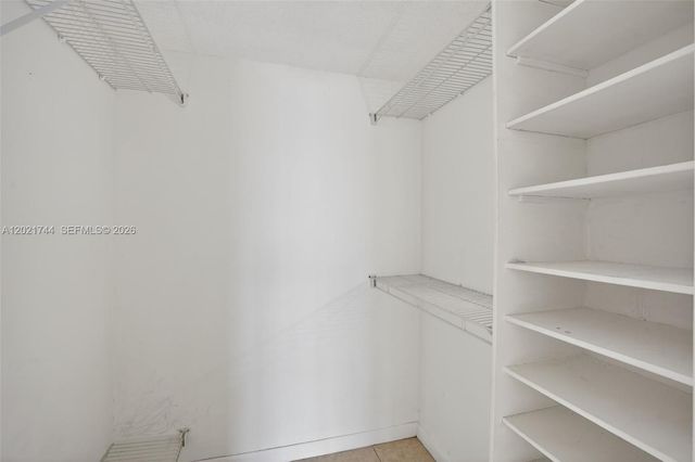 2000 Atlantic Shores Blvd 120, Hallandale Beach, FL 33009