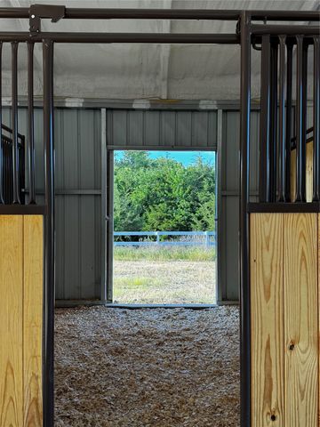 5656 County Road 1094, Celeste, TX 75423