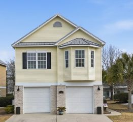 1701 Cottage Cove Circle, North Myrtle Beach, SC 29582