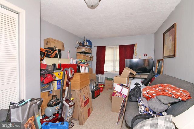 25 WALNUT MILL LN, Cleona, PA 17042