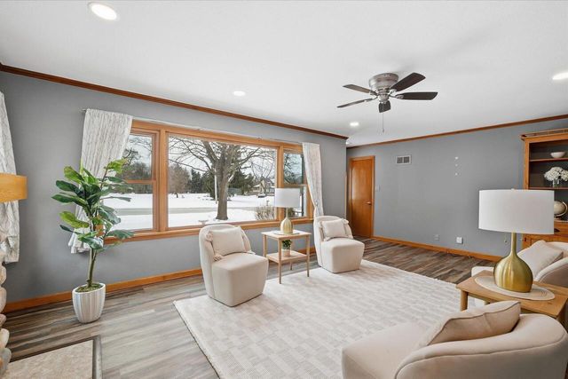 3140 State Road 164, Slinger, WI 53086