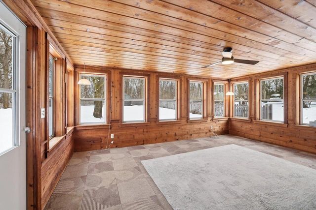 3140 State Road 164, Slinger, WI 53086