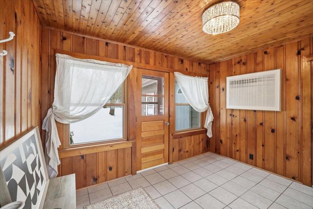 3140 State Road 164, Slinger, WI 53086