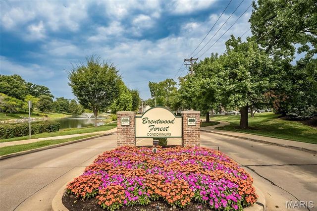 9122 Eager Road, Brentwood, MO 63144