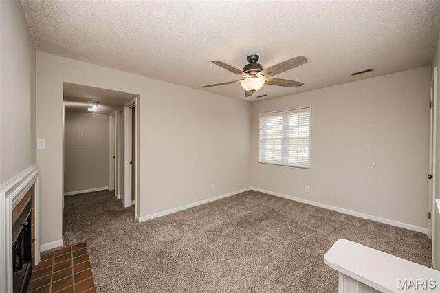 9122 Eager Road, Brentwood, MO 63144