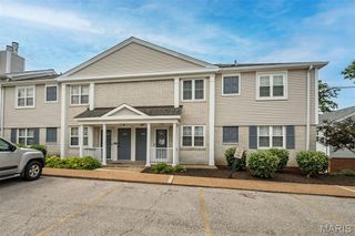 9122 Eager Road, Brentwood, MO 63144