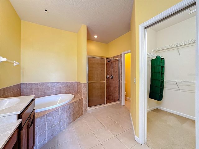 5609 SPANISH POINT COURT, Palmetto, FL 34221