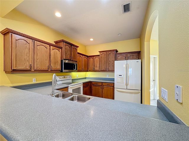 5609 SPANISH POINT COURT, Palmetto, FL 34221