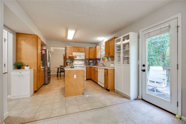 4330 Coach Light Trail, Dayton, OH 45424