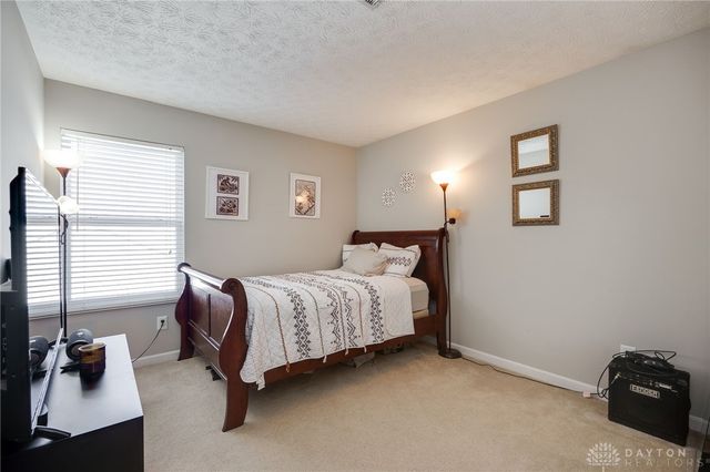 4330 Coach Light Trail, Dayton, OH 45424