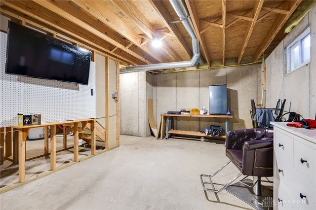 4330 Coach Light Trail, Dayton, OH 45424