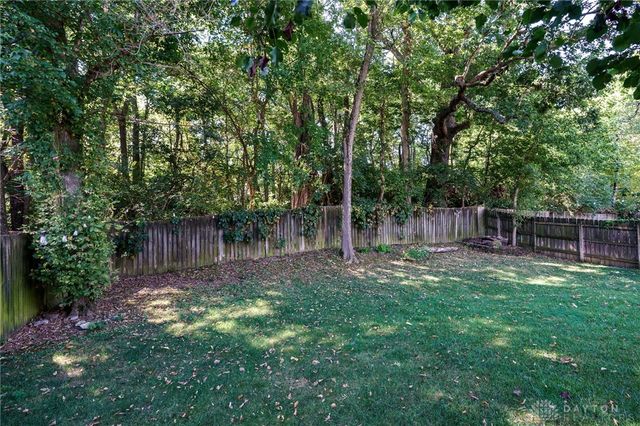 4330 Coach Light Trail, Dayton, OH 45424