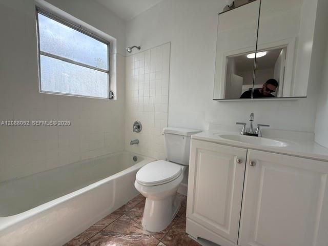 212 Northwest Boulevard 214B, Miami, FL 33126